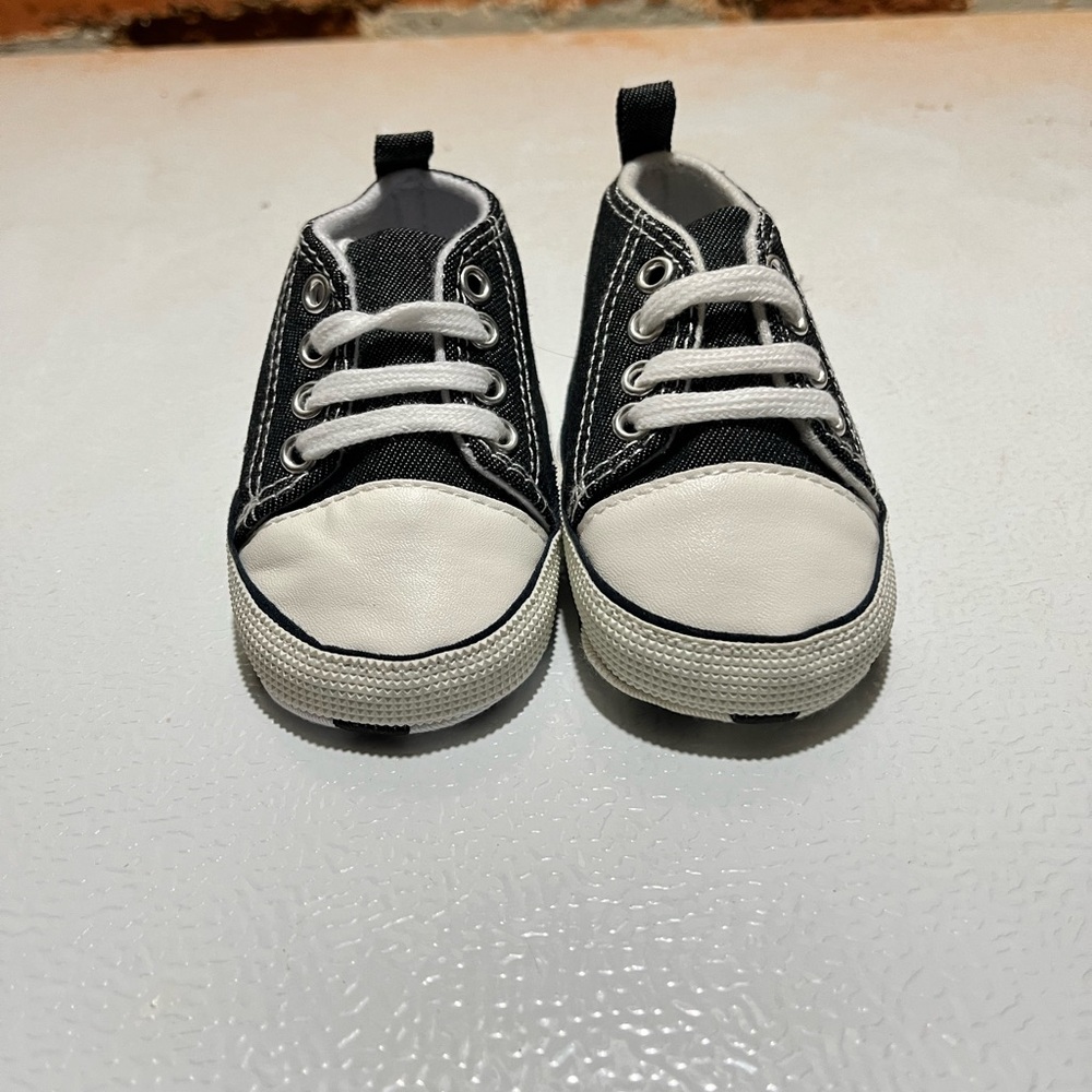 Navy soft sole infant shoes size 2
